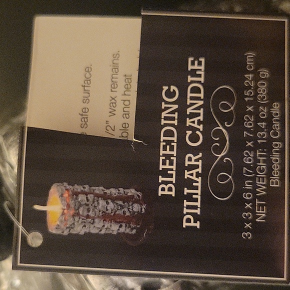 Halloween home decor. Bleeding Candle. Skull - Picture 2 of 8